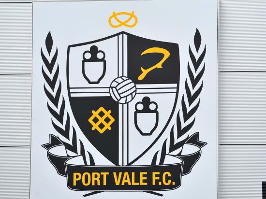 Alfie Devine penalty earns Port Vale dramatic win over nine-man Oxford