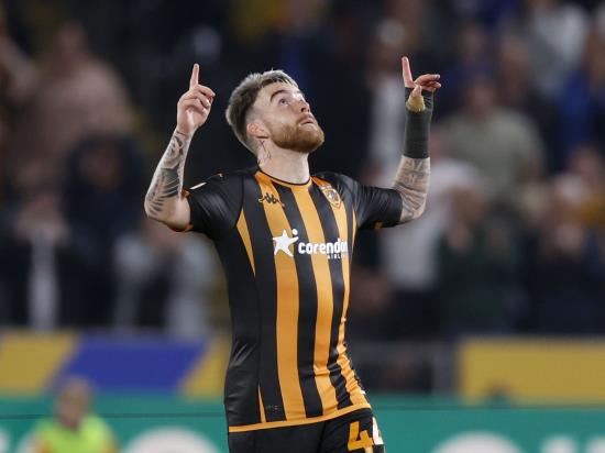 Aaron Connolly header earns Hull home draw with Coventry