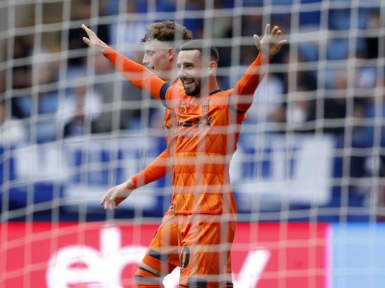 Conor Chaplin guides Ipswich to victory as Sheffield Wednesday remain winless