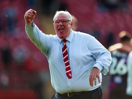 Steve Evans expects Stevenage to have a strong season in League One