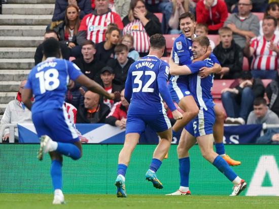 Jak Alnwick and Mark McGuinness star as Cardiff edge out high-flying Sunderland