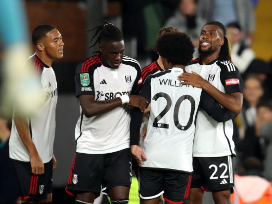 Carlos Vinicius and Alex Iwobi strike in Fulham’s win over Norwich