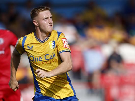 Mansfield stretch unbeaten run with controversial draw at Gillingham