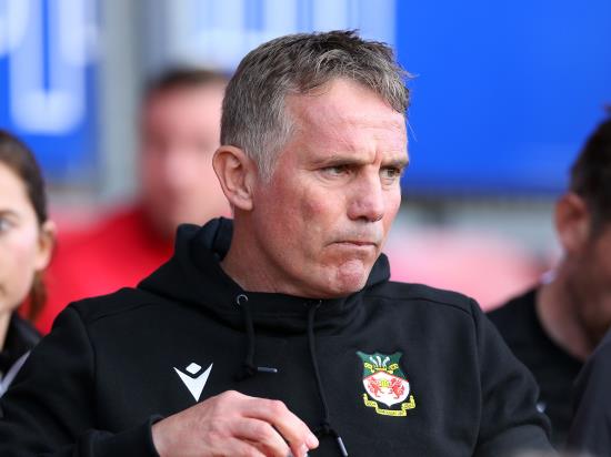 Phil Parkinson unhappy not to get penalty as Wrexham held by late Bradford goal