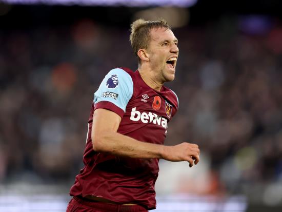 Tomas Soucek heads late winner as West Ham come from behind to beat Forest