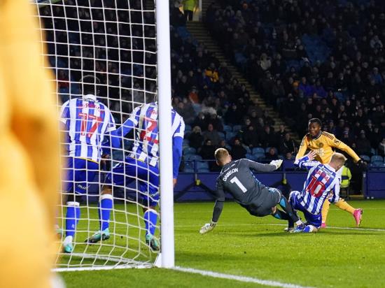 Rock-bottom Sheff Wed snatch stoppage-time equaliser against leaders Leicester
