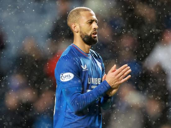 Kemar Roofe nets late goal to send Rangers into Europa League knockout stages