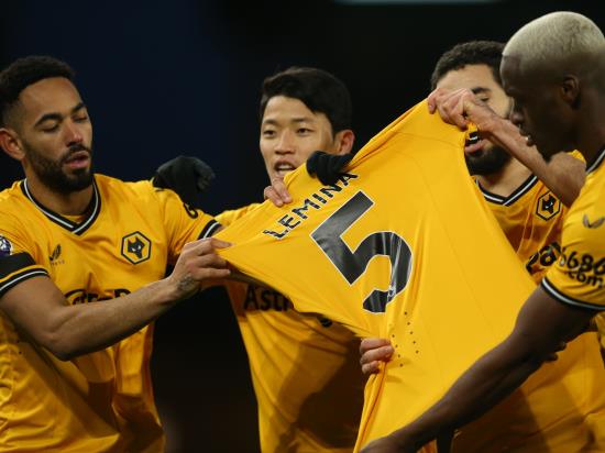 Wolves breeze past struggling Everton for third straight Premier League victory