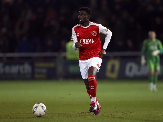 Brendan Sarpong-Wiredu scores late leveller as Fleetwood draw with Reading