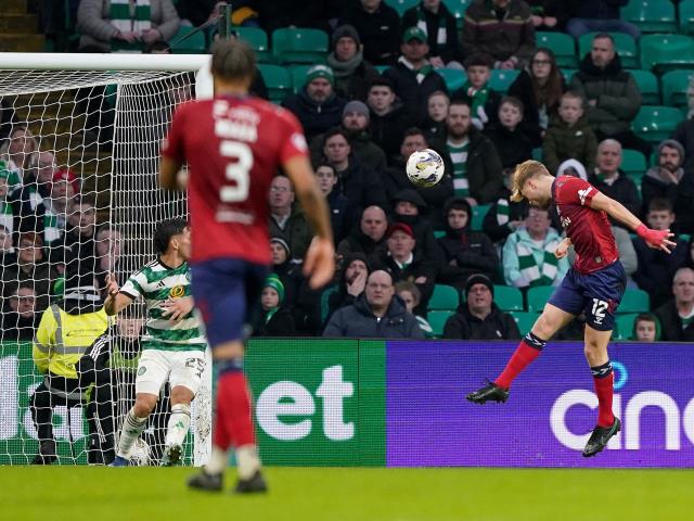 Celtic stunned by late Kilmarnock leveller to hand Rangers chance to go top