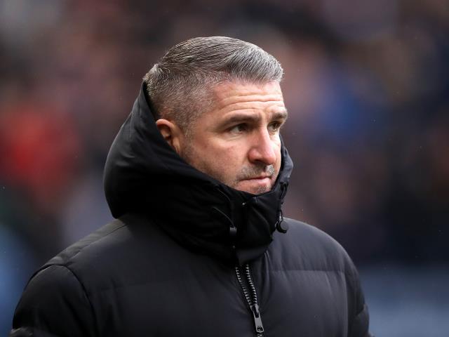 Ryan Lowe believes Preston deserved a penalty in their draw with Hull