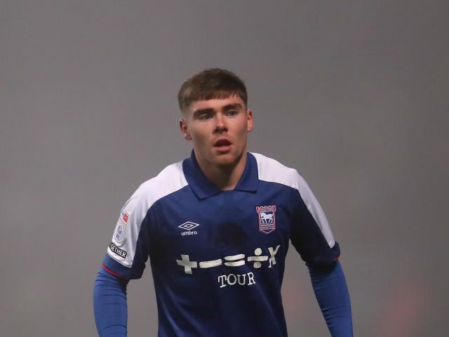 Leif Davis nets winner as Ipswich beat Bristol City to keep pace with Leicester