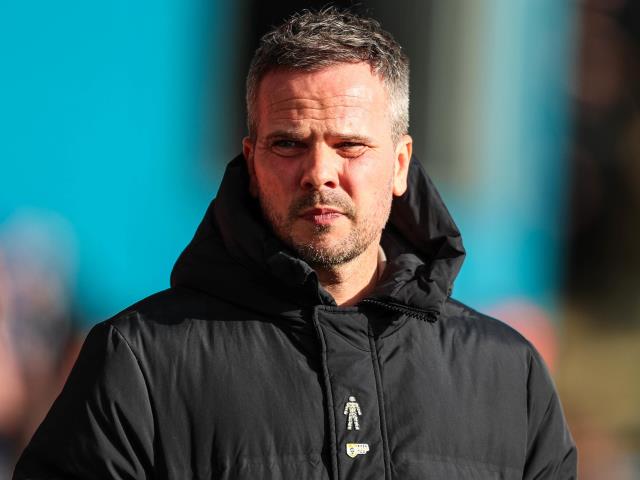 Gillingham manager Stephen Clemence feels robbed of victory despite late point