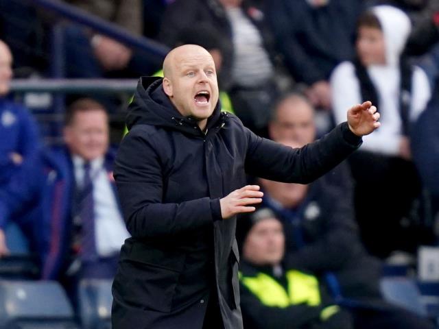 Hearts building a ‘hunger to win trophies’, says Steven Naismith