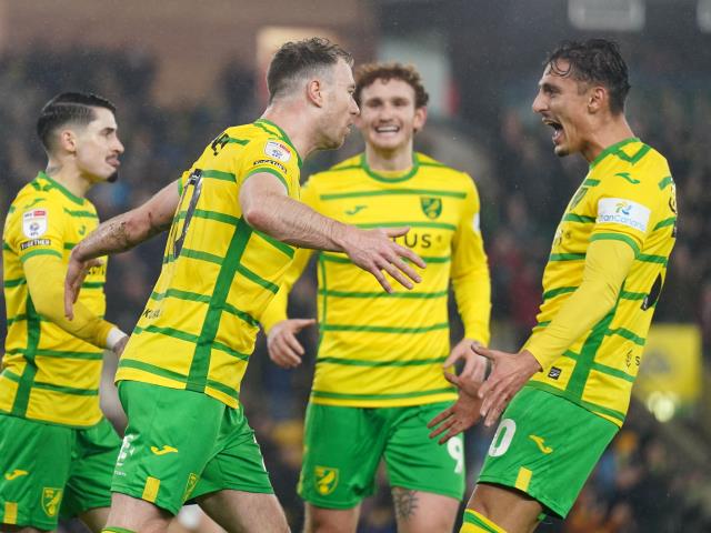 Norwich continue Championship play-off push with comfortable win at sorry Stoke
