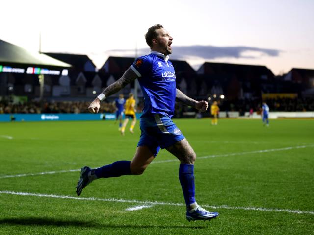 Chris Maguire haunts Hartlepool as Eastleigh hit back to draw
