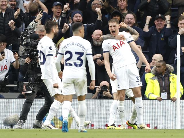 Tottenham move into the top four with victory over struggling Forest
