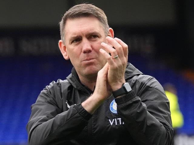 Dave Challinor wants Stockport to win League Two after securing promotion