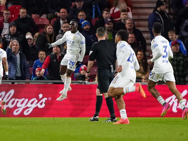 Leeds edge out Middlesbrough to climb to second place in Championship