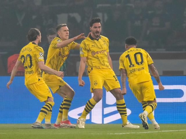 Mats Hummels heads Borussia Dortmund into Champions League final as PSG go out