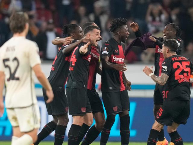 Leverkusen secure late draw to set unbeaten record and reach Europa League final