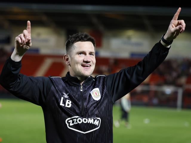 Clean sheet pleases Lee Bell as Crewe leave it late to beat Accrington