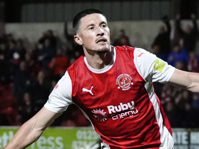 Fleetwood hit back in style to stop Walsall going top