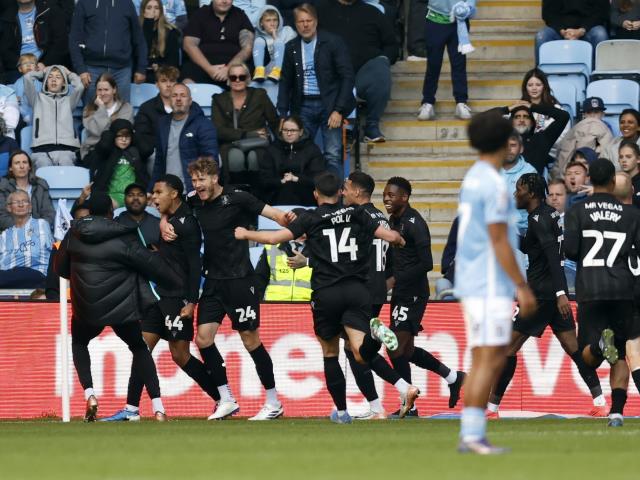 Shea Charles snatches a stoppage-time winner for Sheffield Wednesday