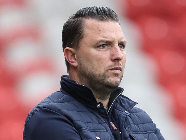 Gillingham display in loss at Crewe leaves Mark Bonner fuming