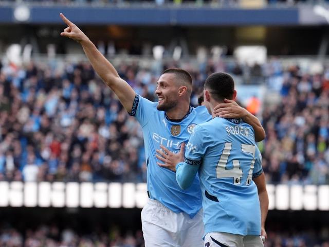 Mateo Kovacic at the double as Manchester City come from behind against Fulham