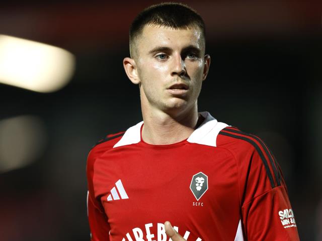 Ben Woodburn off the mark for Salford in draw with Crewe