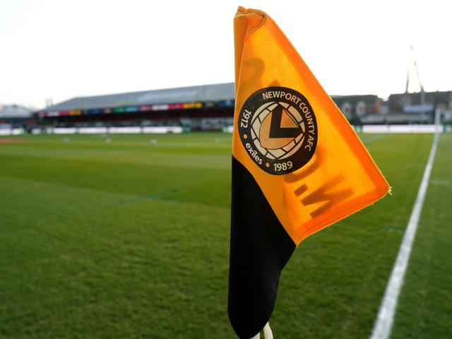 Kyle Hudlin misses penalty as Newport draw with Grimsby