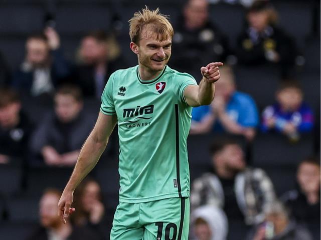 Cheltenham late show earns them a point against leaders Walsall