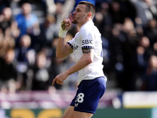 Milutin Osmajic taunts Burnley fans as Preston reach FA Cup quarter-finals