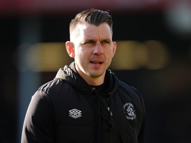 Matt Bloomfield relieved to finally get off mark as Luton manager