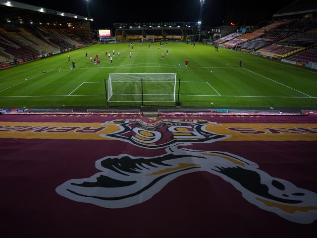 Bradford strengthen grip on automatic promotion with win over Cheltenham