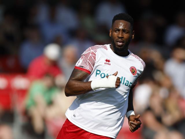 Table toppers Walsall extend lead to three points with draw at Bromley