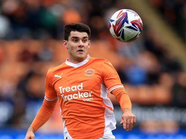 Rob Apter’s second-half hat-trick sees Blackpool win at Stevenage