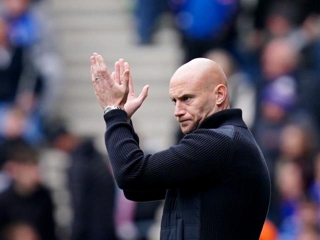 Hibs’ fortitude impresses David Gray as they put rare loss behind them in style