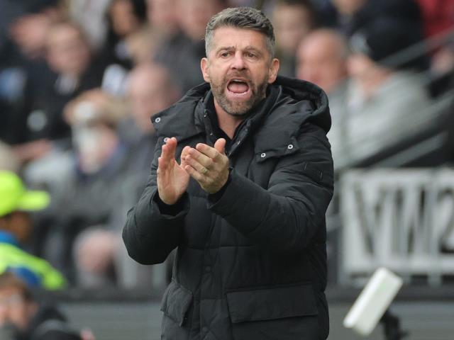 Stephen Robinson hails St Mirren’s ‘outstanding’ display at Dundee United