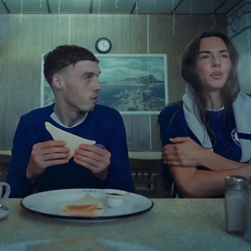 BOYS IN BLUE Cole Palmer eats jam sandwich and Brit music legend makes cameo in brilliant Chelsea kit video that was leaked