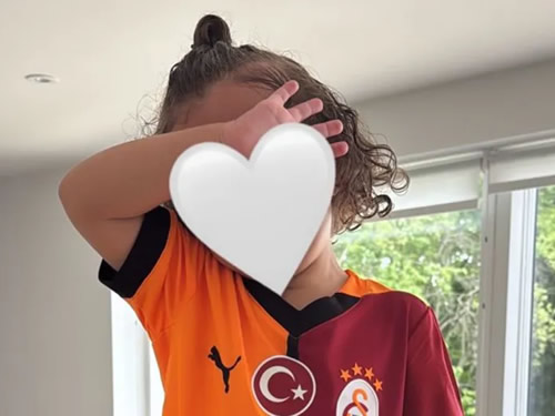 'FULL SUPPORT' Leeds forced to issue statement as pic of Ethan Ampadu’s son wearing Galatasaray shirt emerges after fan tragedy