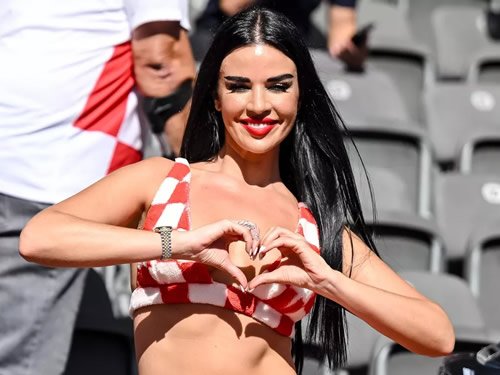 'World Cup's hottest fan' meets FIFA berk Gianni Infantino as his reaction spotted