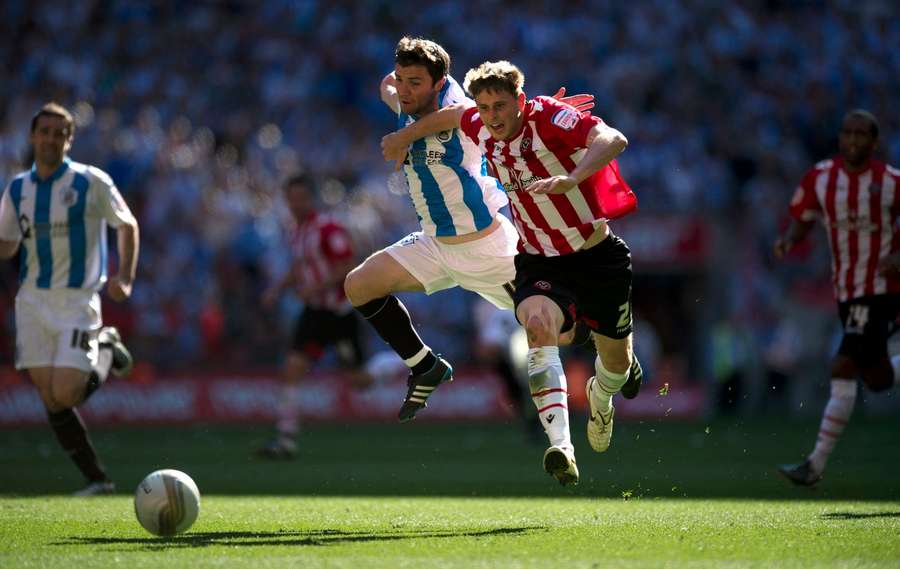 Sheffield and Sunderland set for Premier League promotion showdown