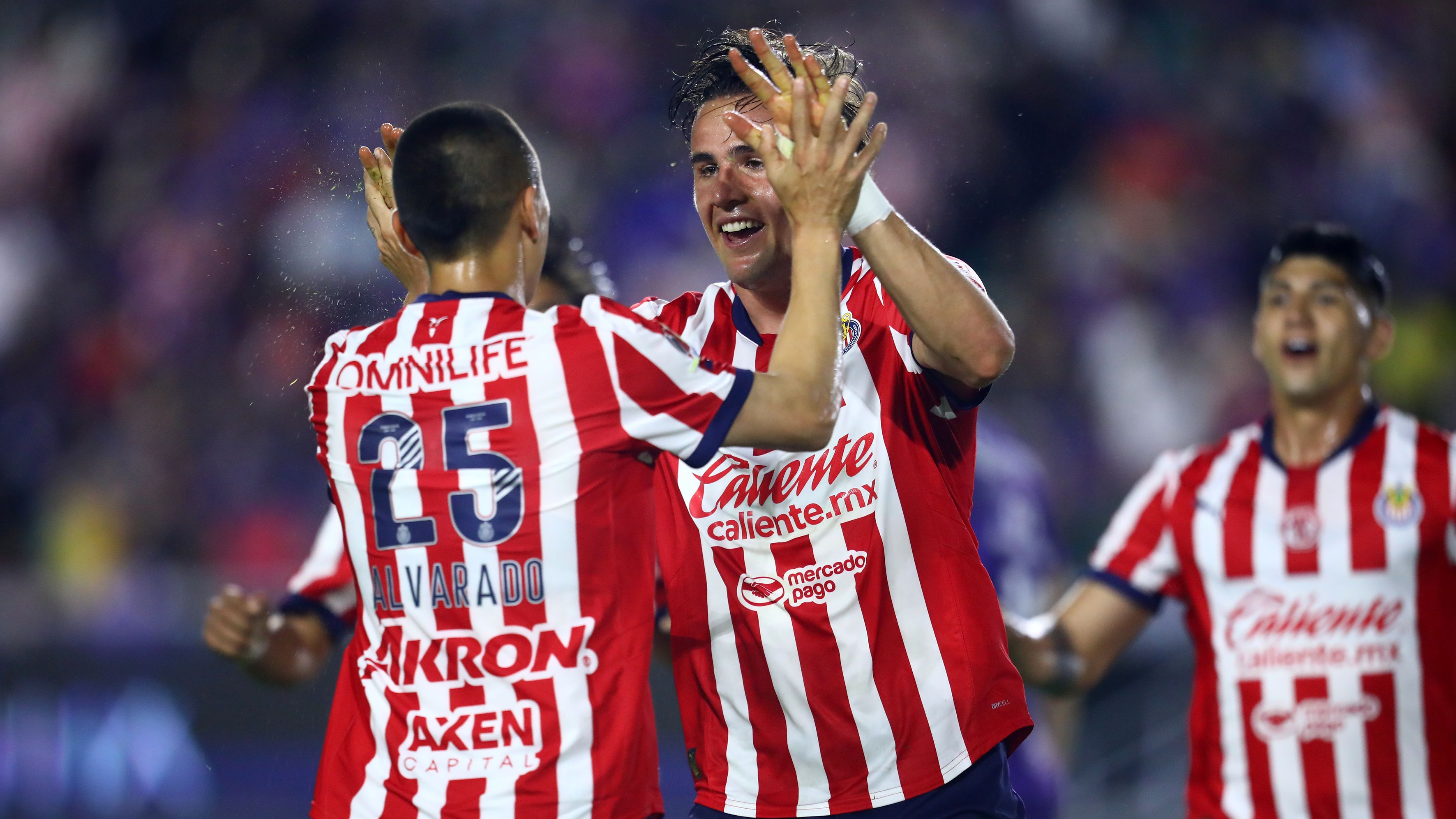 'Beginning of a beautiful journey' - Gabriel Milito arrives in Guadalajara to finalize deal as new Chivas head coach