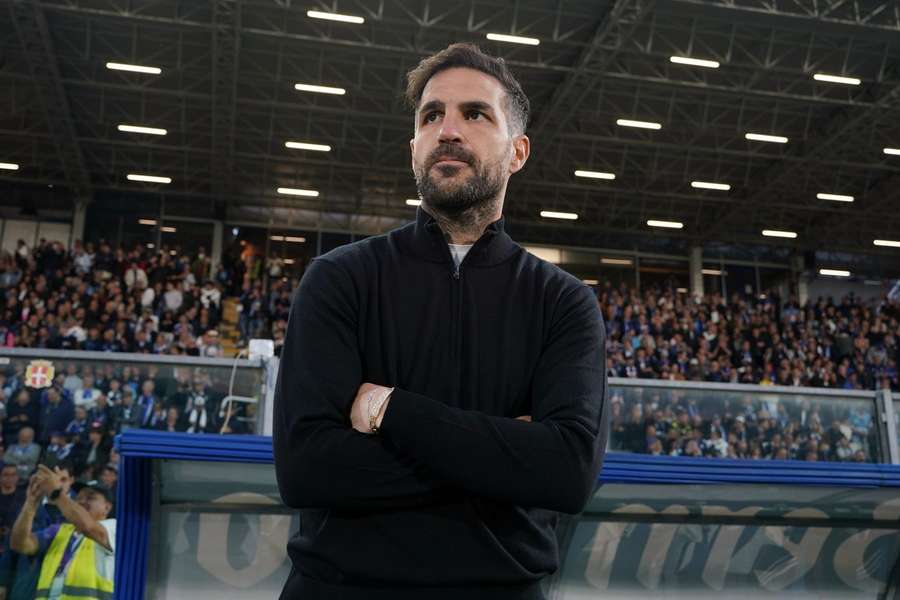 Cesc Fabregas turns down chance to replace Claudio Ranieri at Roma