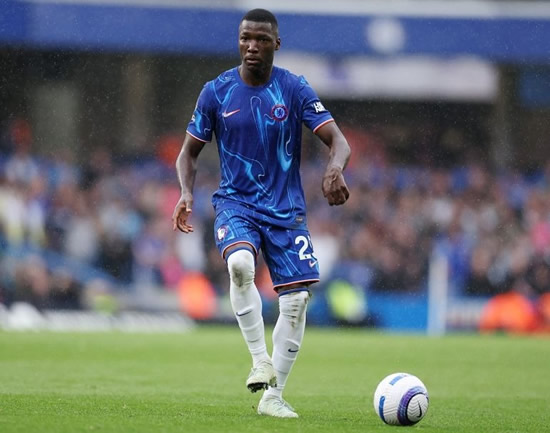 'Advance in talks' – Chelsea are making progress over midfielder deal