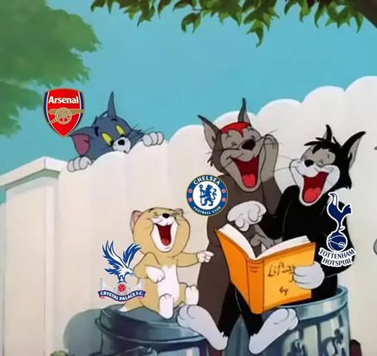 Daily Laugh - Manchester United won the Hong Kong Cup