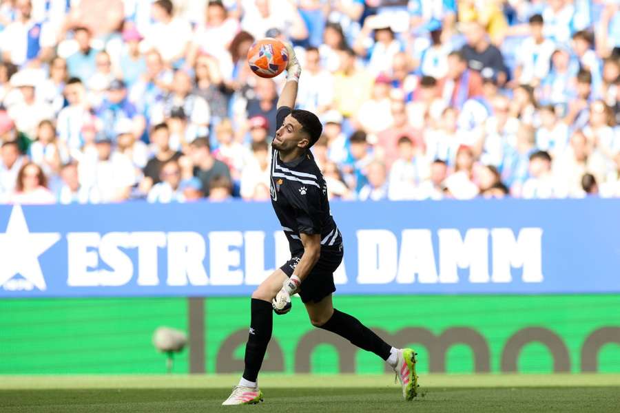 LaLiga president Tebas: Barcelona cannot register Garcia - for now