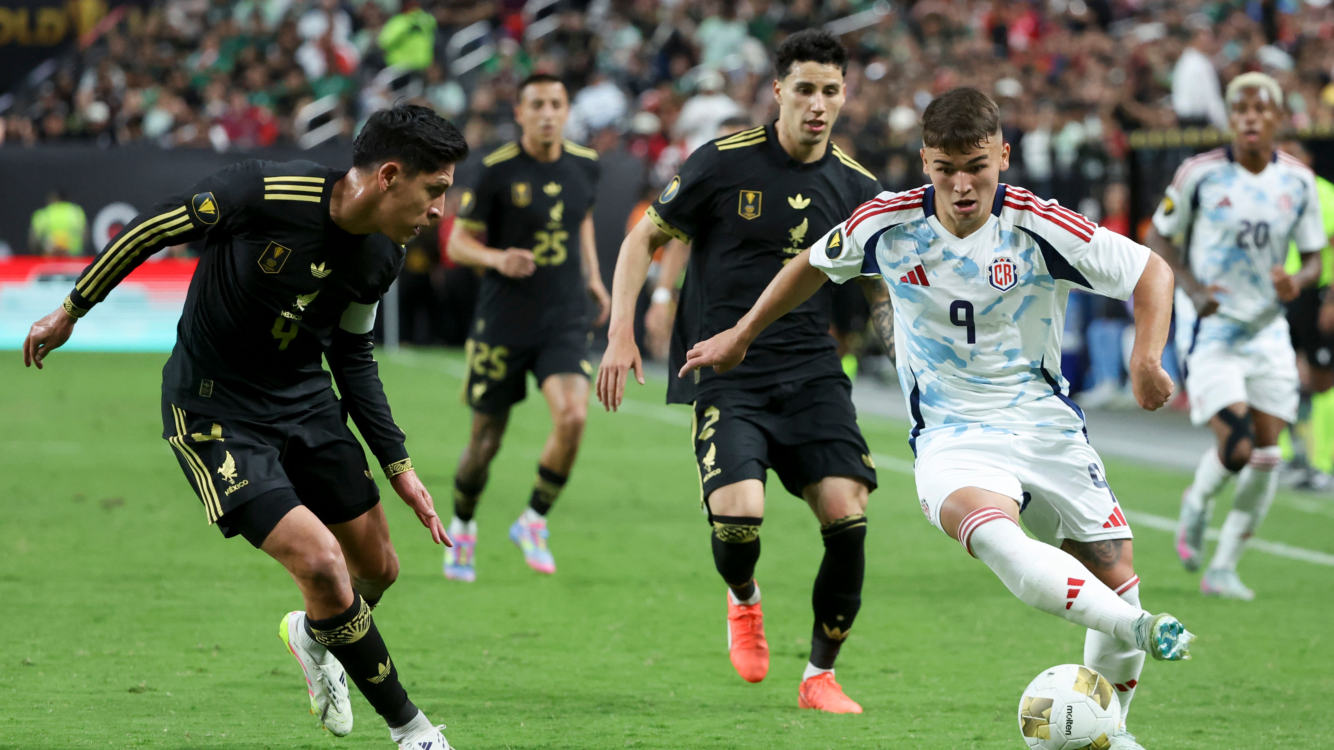 'There are people against football' - Mexico's Santiago Giménez slams referee after disallowed goal in El Tri's 0-0 draw with Costa Rica